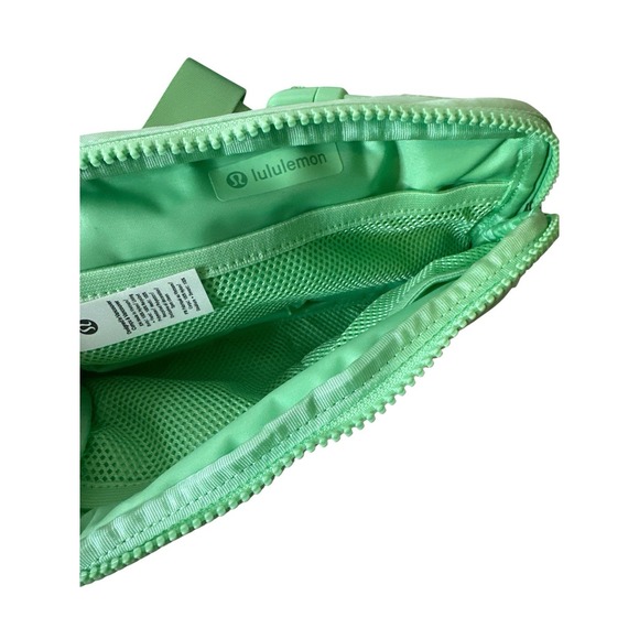 New Lululemon Everywhere Belt Bag 1L Crossbody‎ Waist Fanny Pack Zipper - Picture 4 of 9